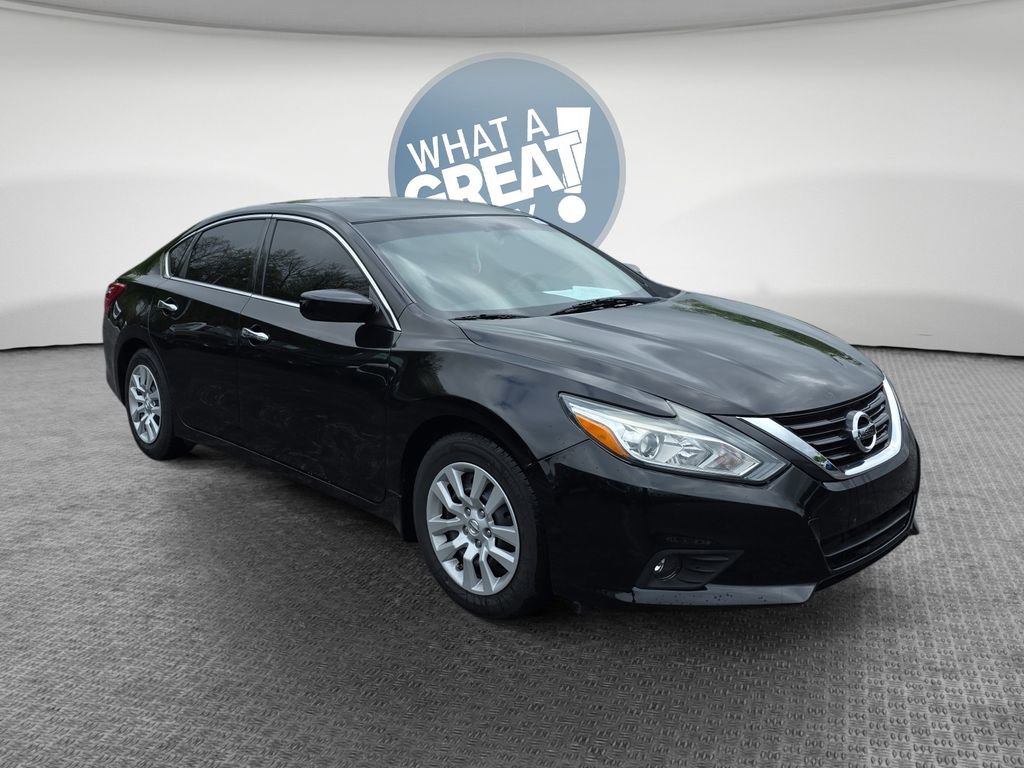 Used 2018 Nissan Altima 2.5 S w/ S Convenience Package FWD image 1
