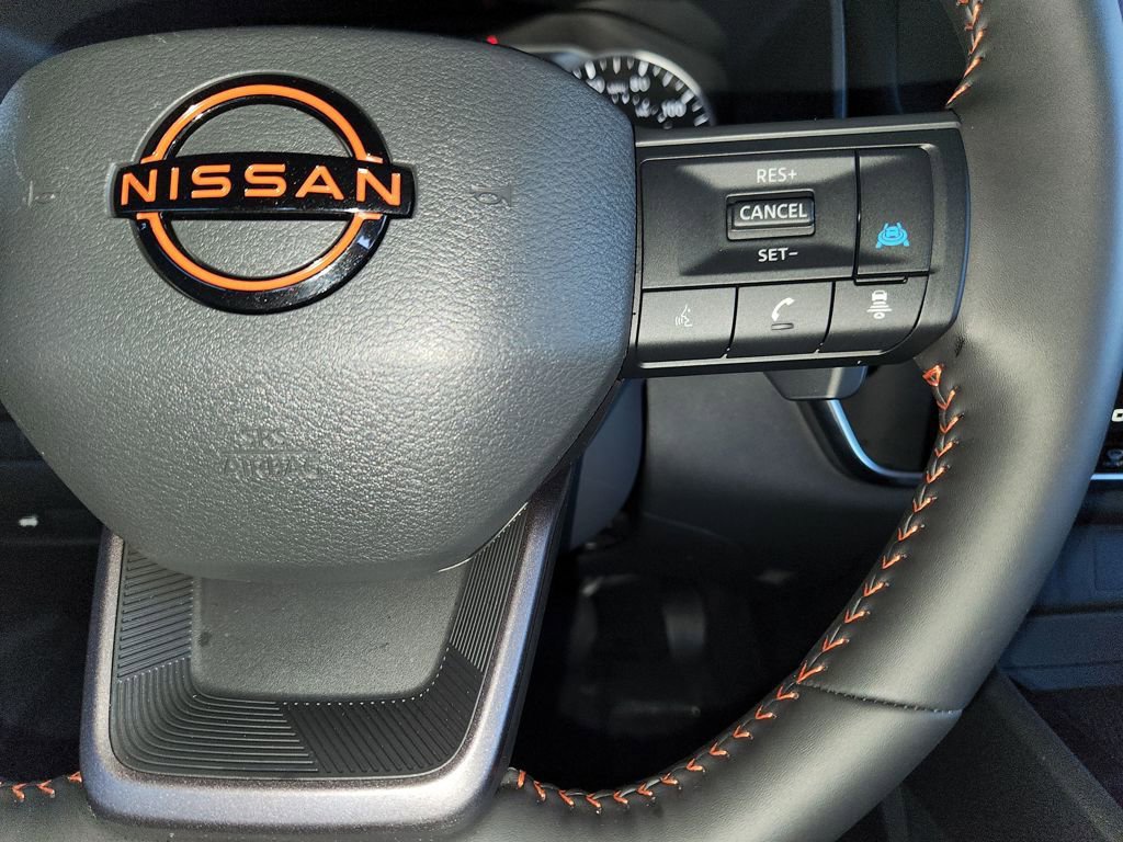 Certified 2025 Nissan Rogue SV image 25