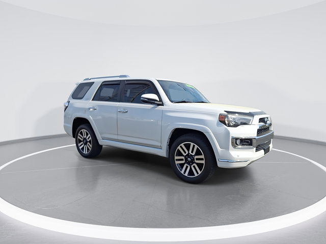 Used 2018 Toyota 4Runner Limited AWD/4WD image 2