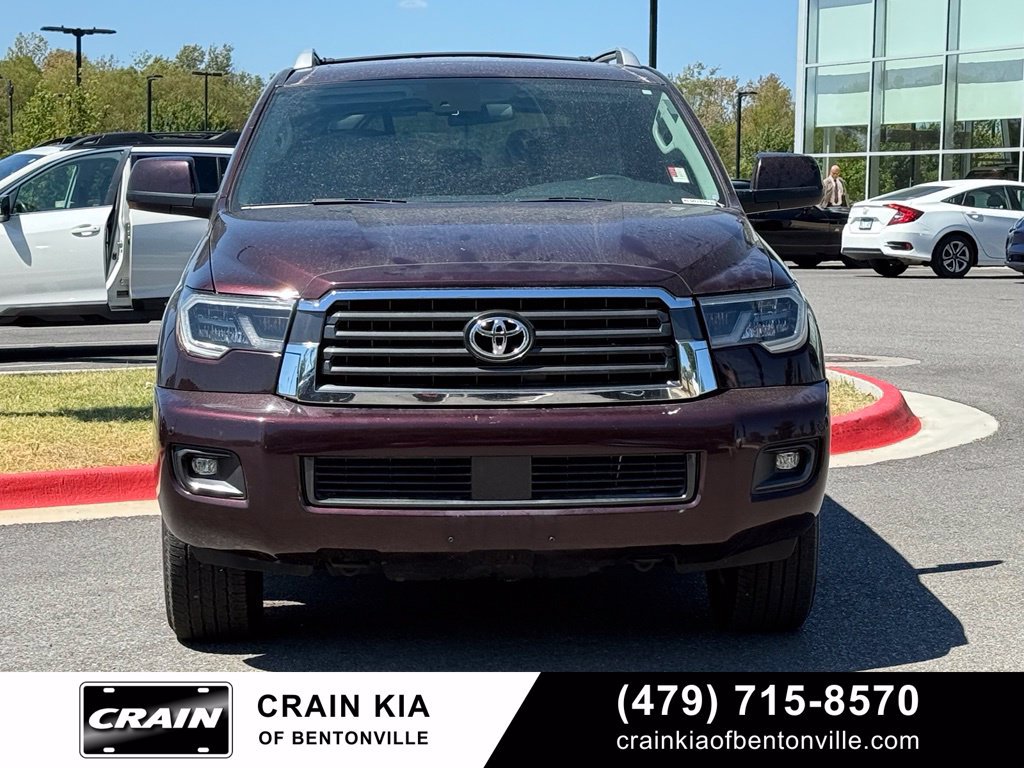 Used 2018 Toyota Sequoia SR5 AWD/4WD image 2