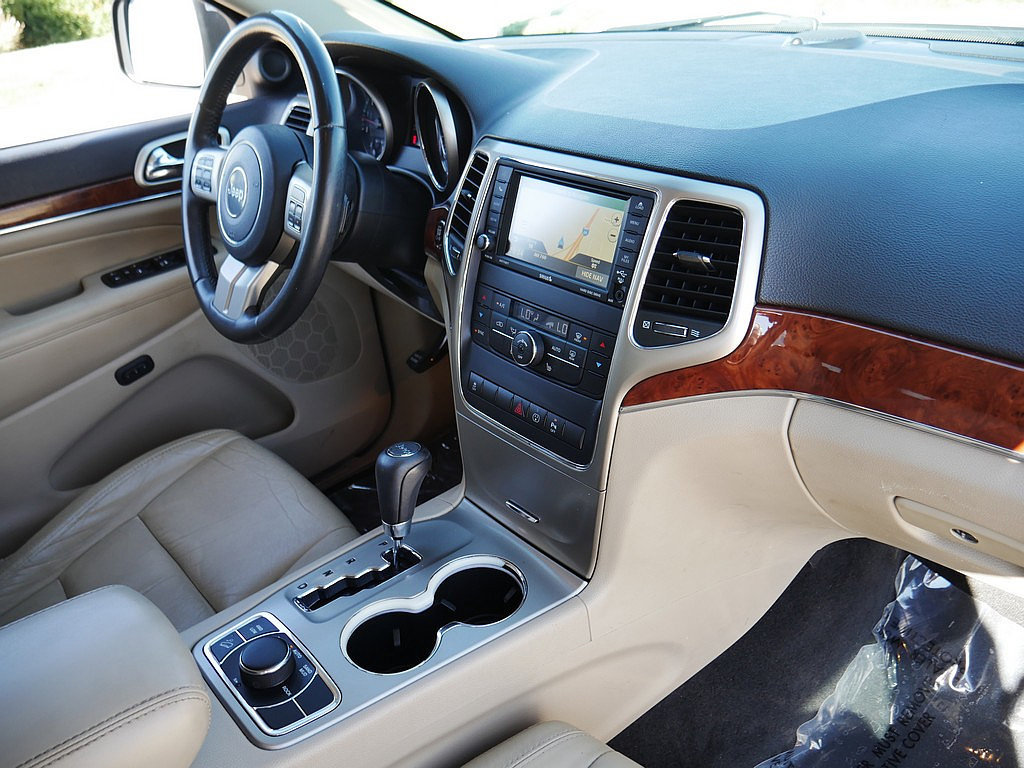 Used 2013 Jeep Grand Cherokee Limited AWD/4WD image 53
