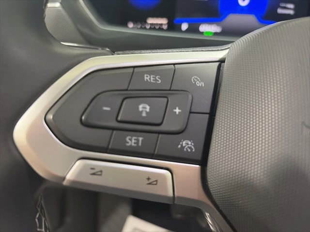 Used 2022 Volkswagen Tiguan SE AWD/4WD image 20