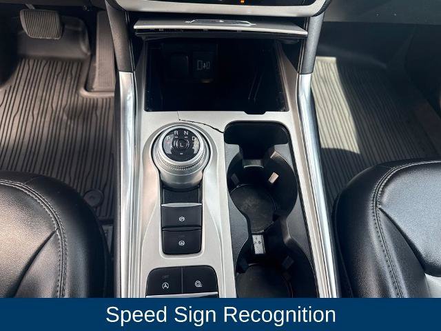 Certified 2023 Ford Explorer XLT w/ Equipment Group 202A RWD image 28