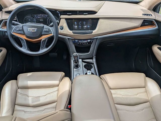 Used 2017 Cadillac XT5 Platinum AWD/4WD image 15