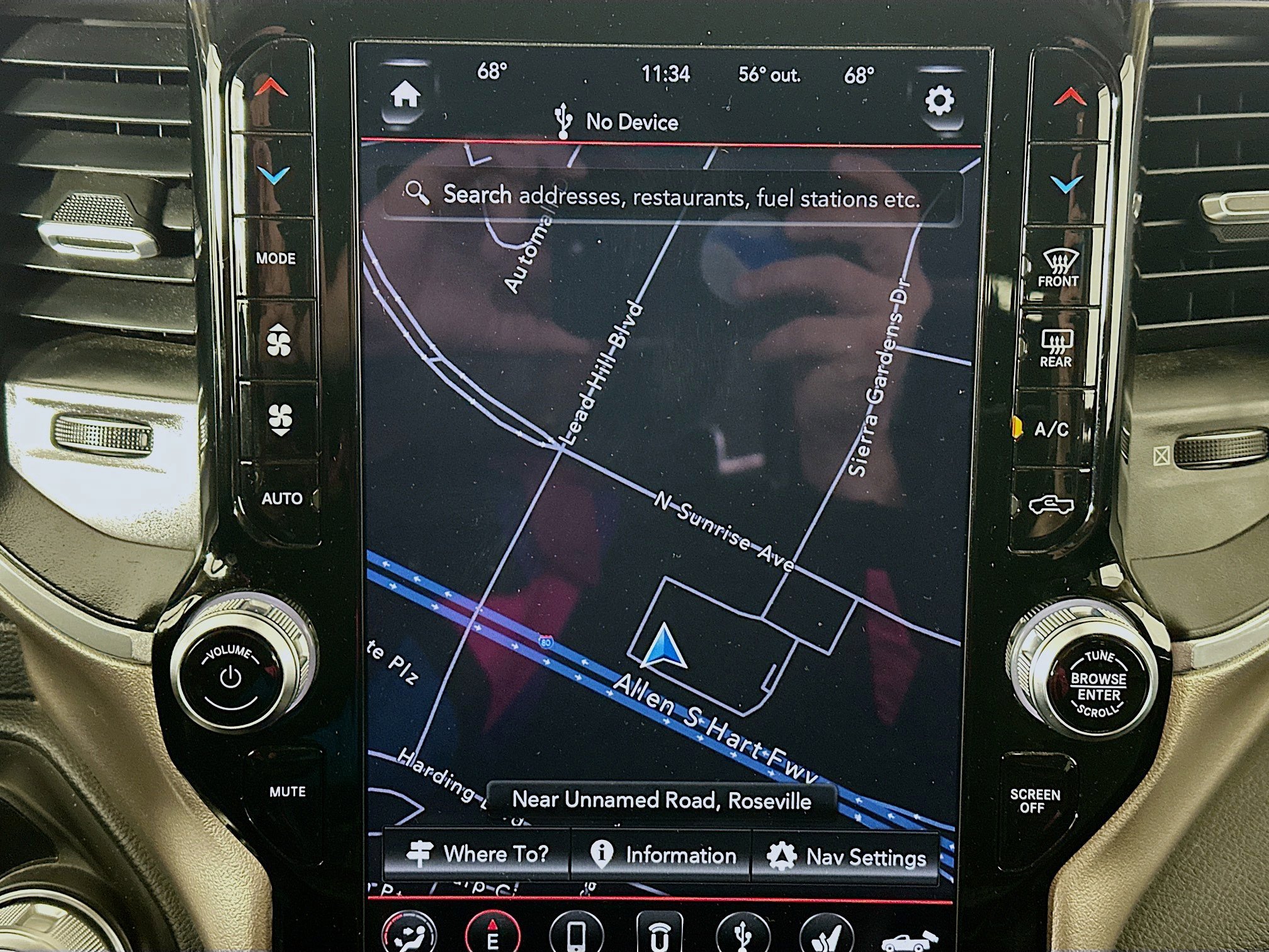 Used 2020 RAM 1500 Laramie image 33