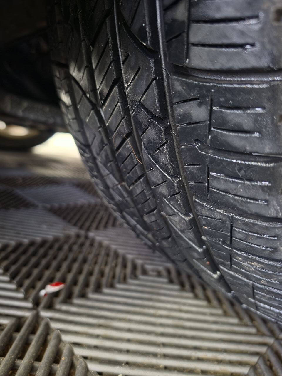 Used 2010 Lincoln MKZ FWD image 25