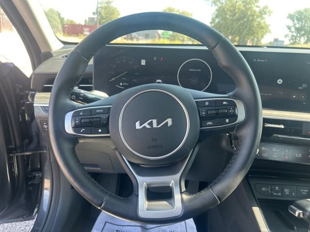 Used 2025 Kia K5 EX image 12