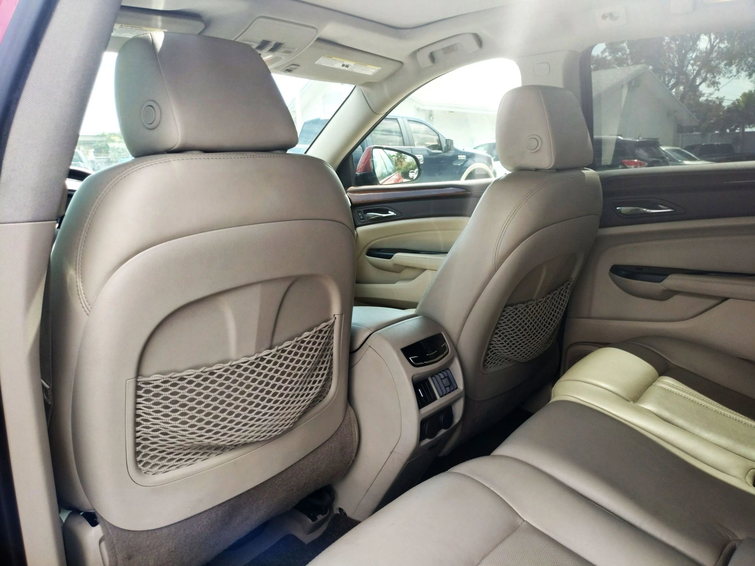 Used 2014 Cadillac SRX Premium image 17