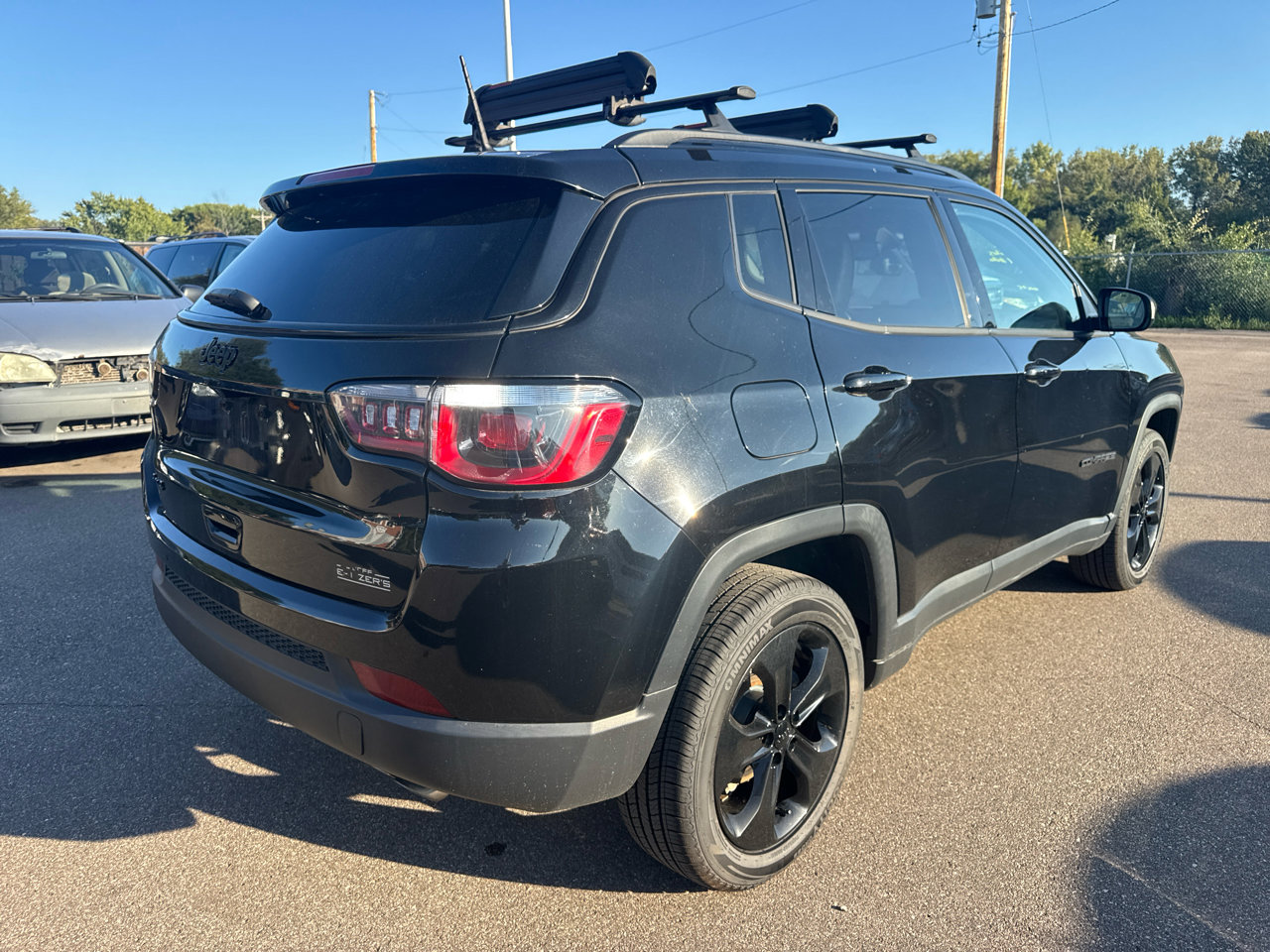 Used 2018 Jeep Compass Latitude image 5
