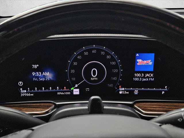 Used 2023 Cadillac Escalade ESV Premium Luxury AWD/4WD image 17