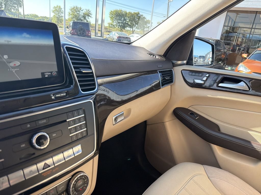 Used 2018 Mercedes-Benz GLS 450 4MATIC w/ Premium Package image 30