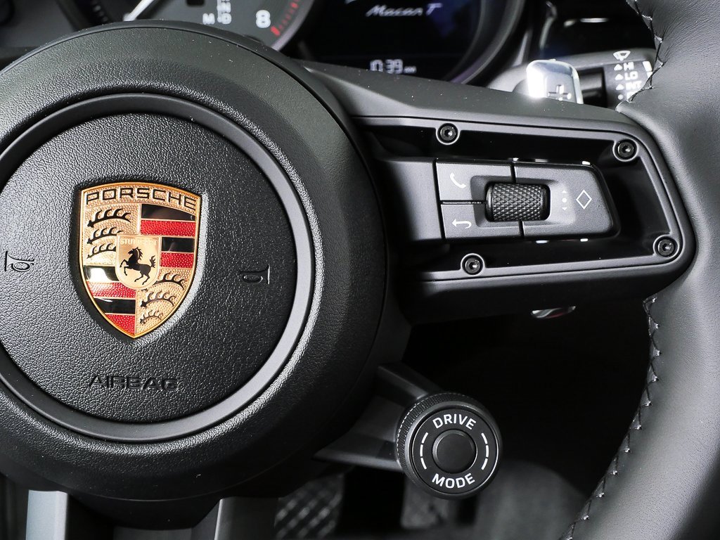 New 2026 Porsche Macan Turbo image 12