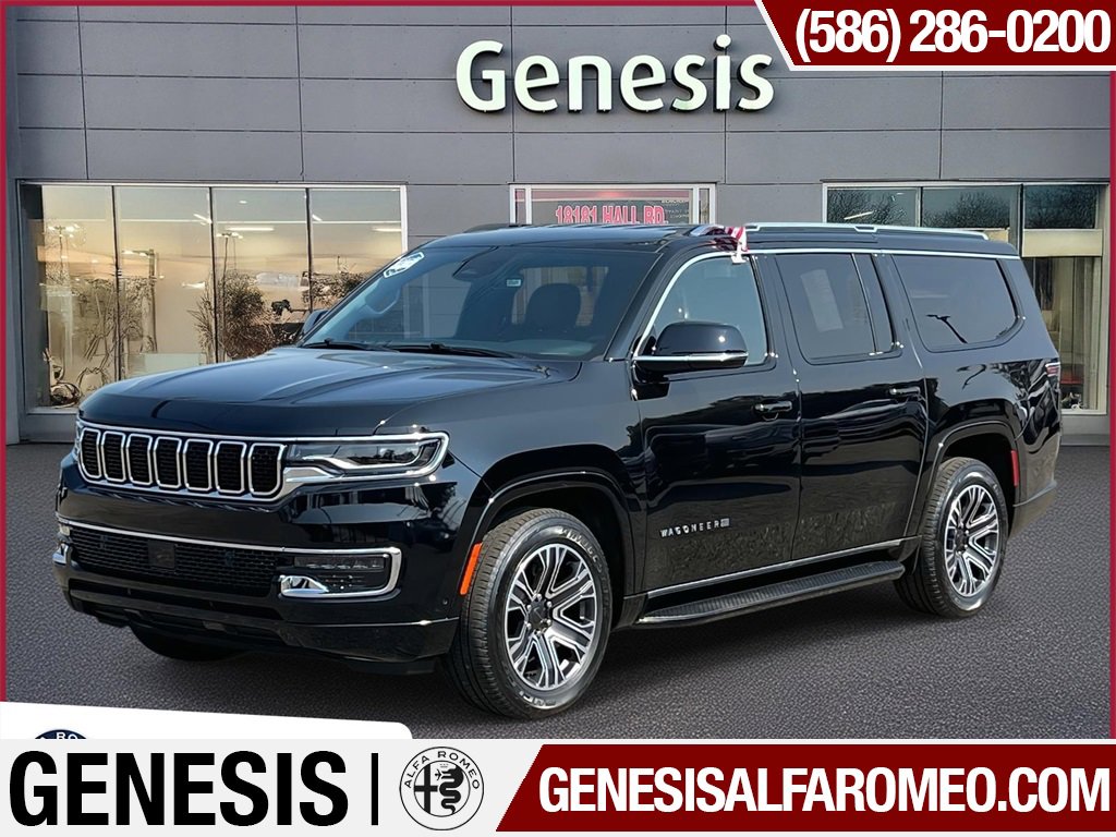 Used 2024 Jeep Wagoneer L Series II w/ Flexible Seating Group image 1