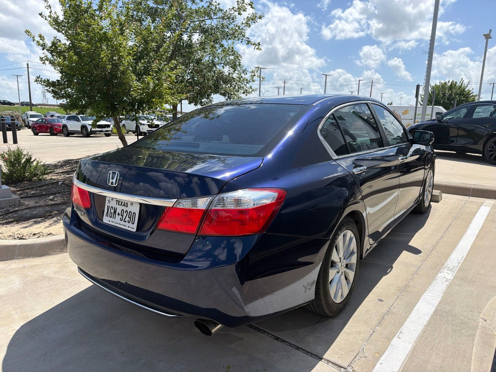 Used 2015 Honda Accord EX image 10