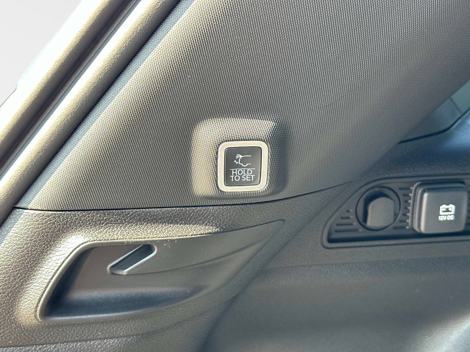 New 2025 Jeep Grand Cherokee Altitude AWD/4WD image 13