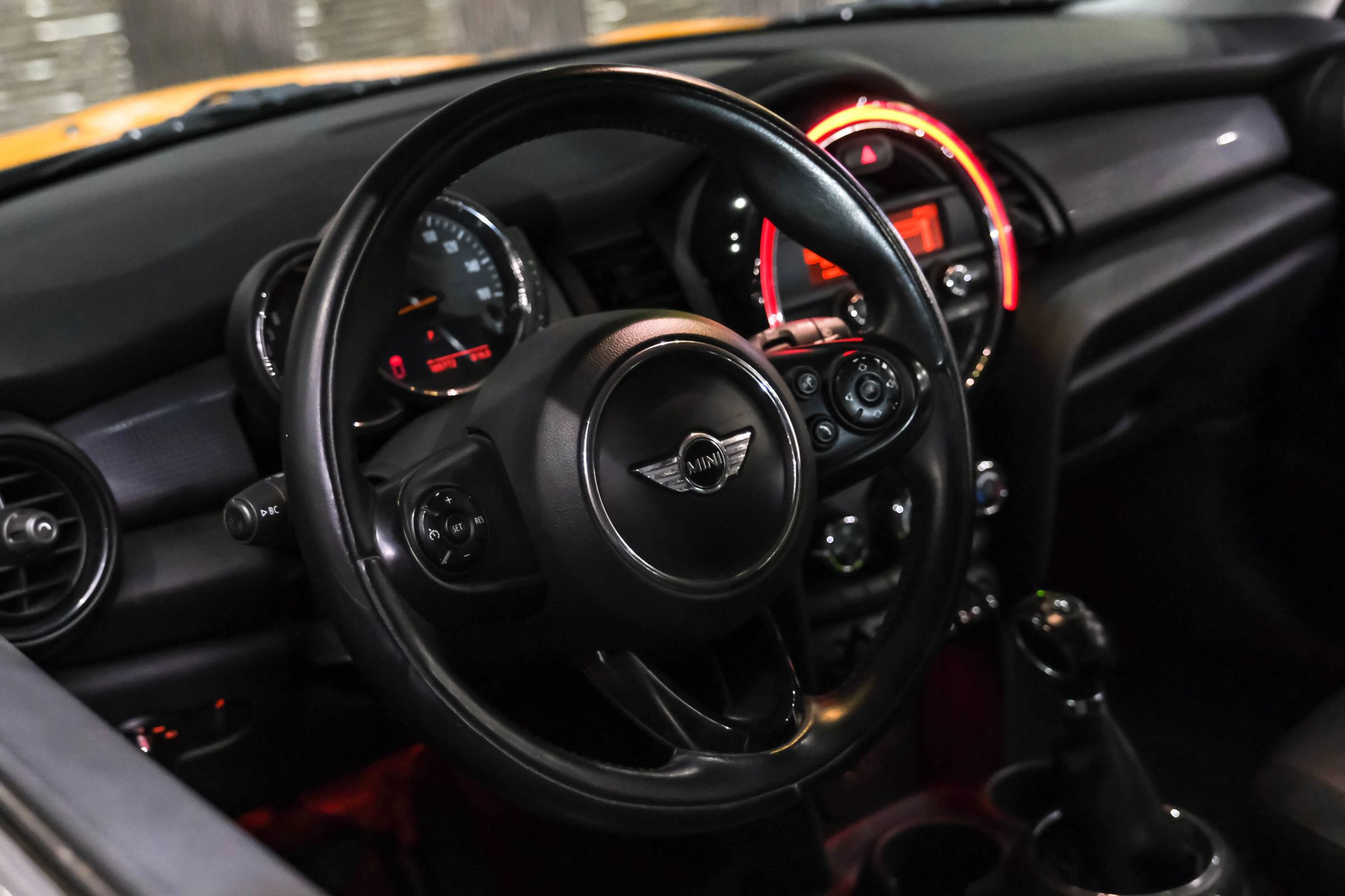 Used 2014 MINI Cooper 2-Door Hardtop FWD image 12