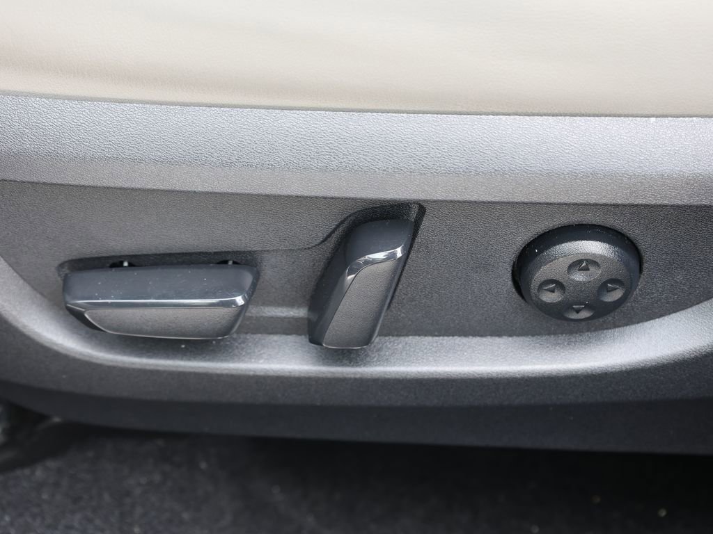 Certified 2023 INFINITI QX50 Luxe image 18