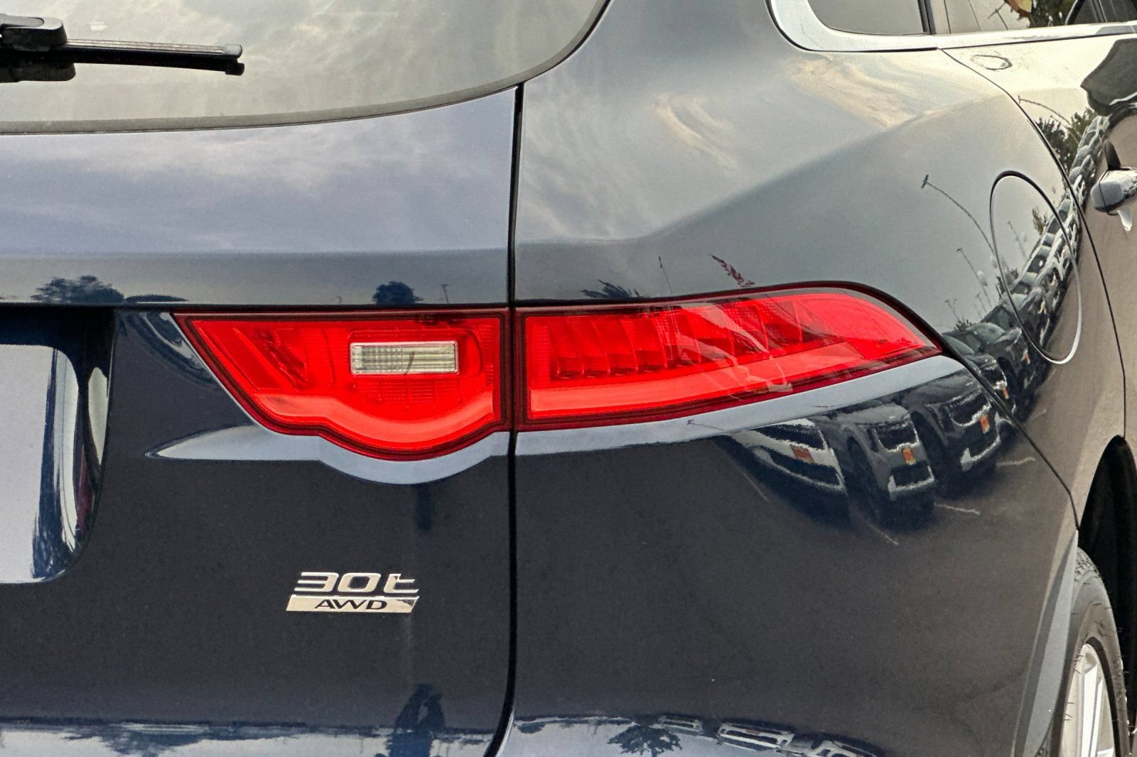 Used 2020 Jaguar F-PACE Portfolio AWD/4WD image 26