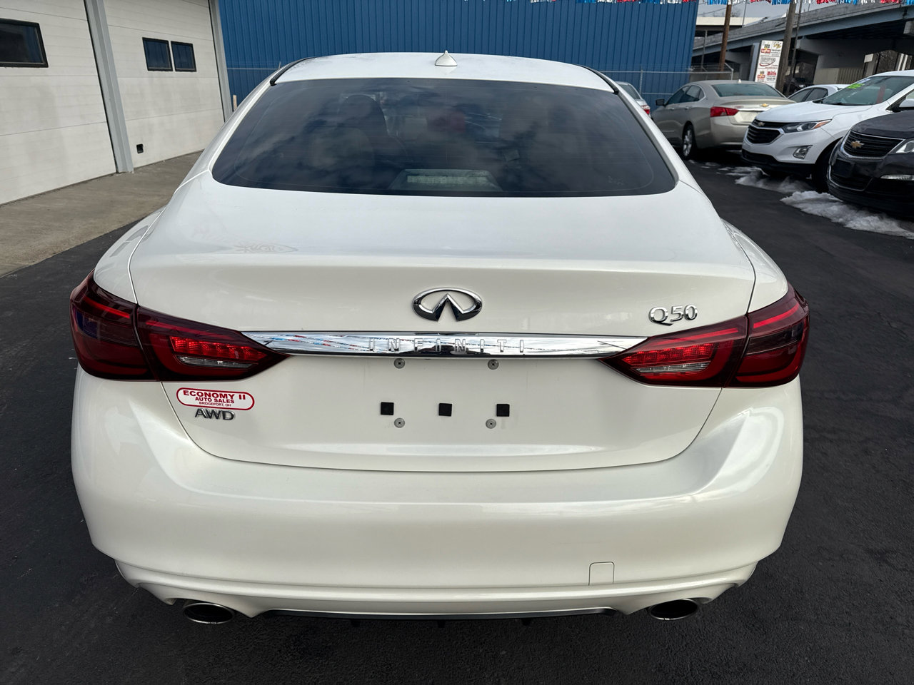 Used 2018 INFINITI Q50 Luxe w/ Essential Package (3.0T Luxe) image 4
