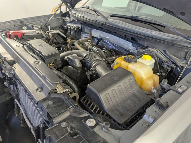 Used 2014 Ford F150 XLT AWD/4WD image 32