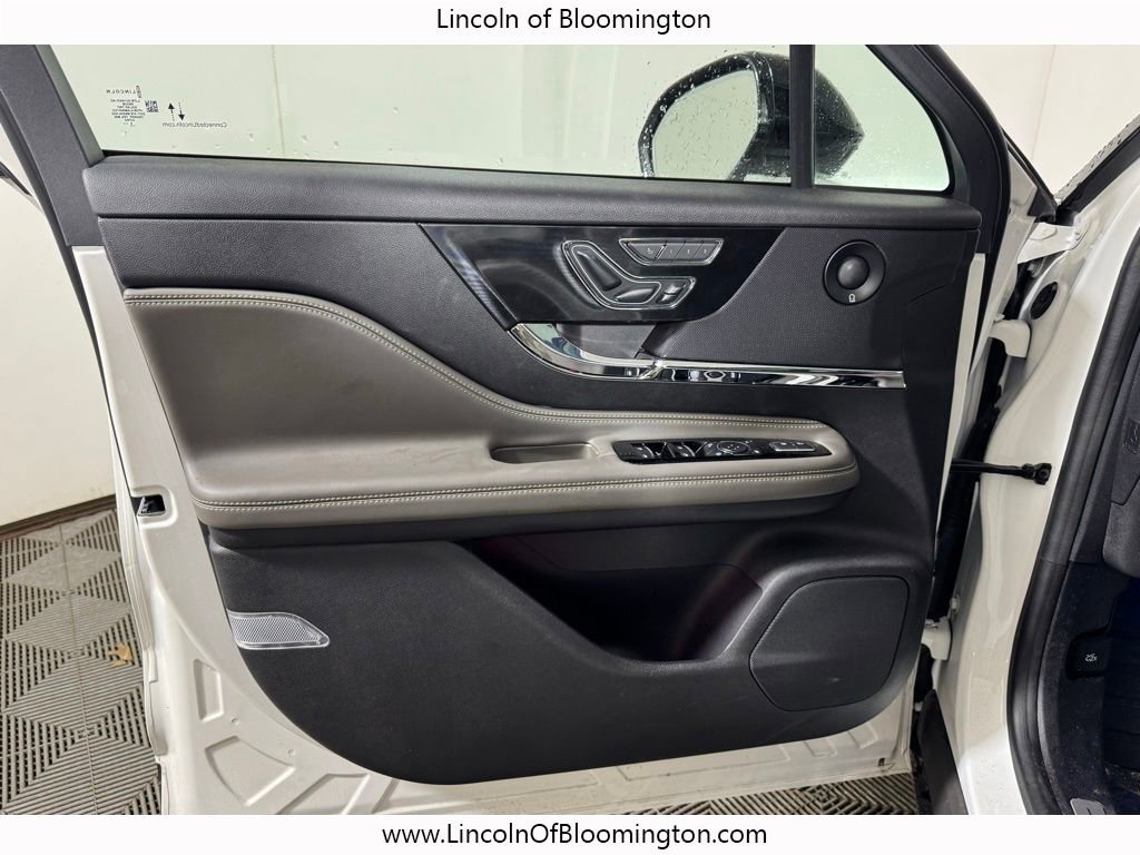 New 2024 Lincoln Corsair Reserve w/ Equipment Group 202A image 56