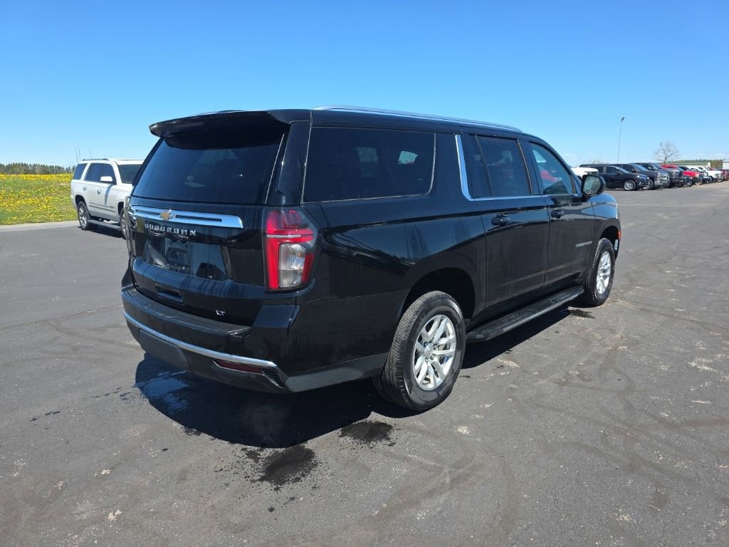 Used 2024 Chevrolet Suburban LT AWD/4WD image 3