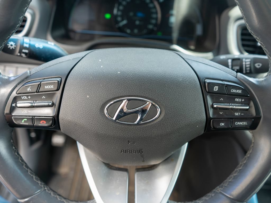 Used 2017 Hyundai Ioniq SEL FWD image 16