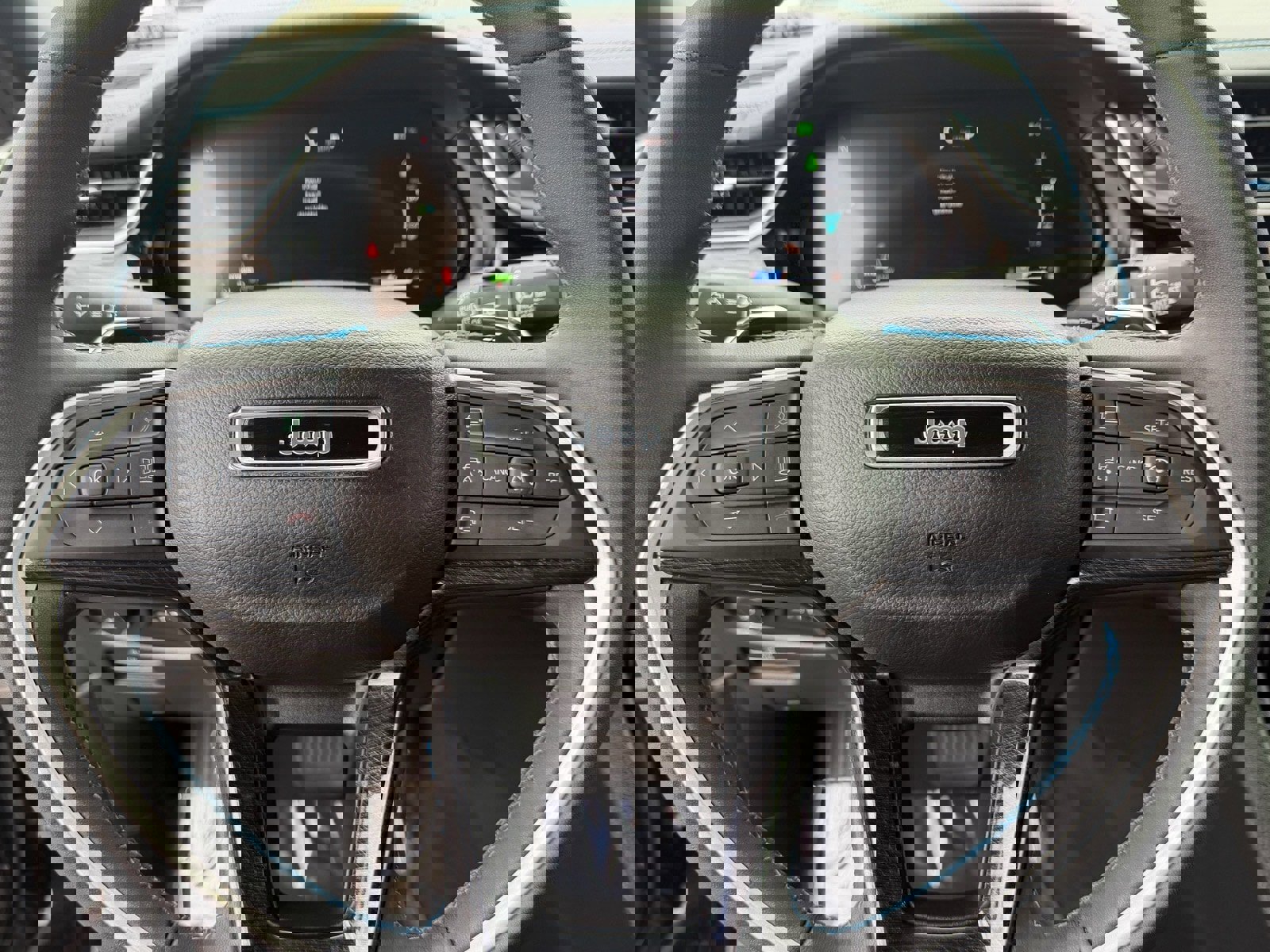 Used 2022 Jeep Grand Cherokee Trailhawk w/ Advanced Protech Group II image 34