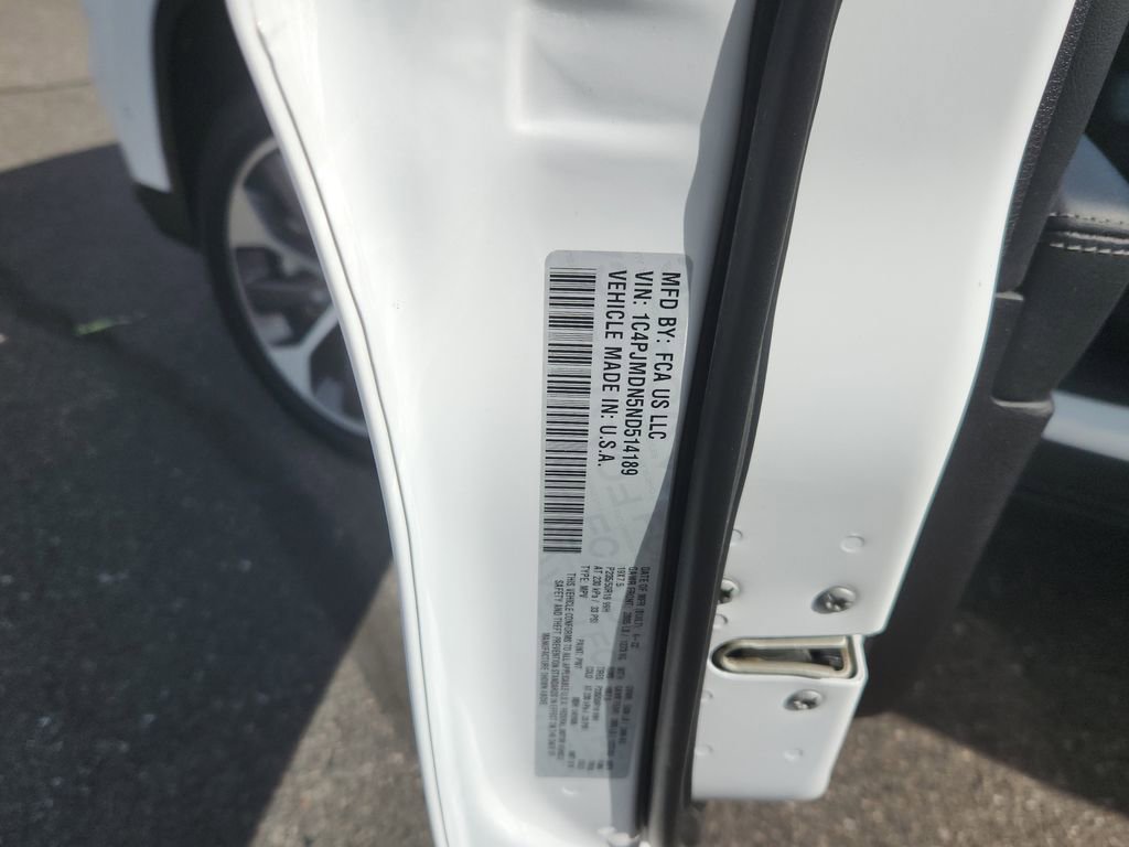 Used 2022 Jeep Cherokee Limited w/ Elite Package image 19