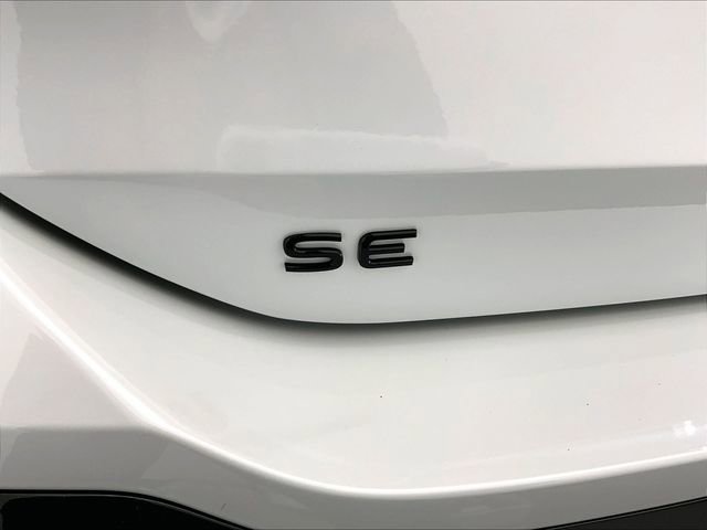 New 2026 Volkswagen Tiguan SE R-Line image 13