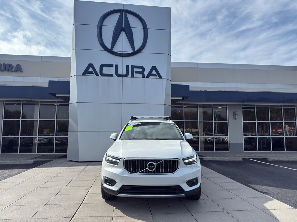 Used 2020 Volvo XC40 T4 Inscription w/ Protection Package Premier image 2