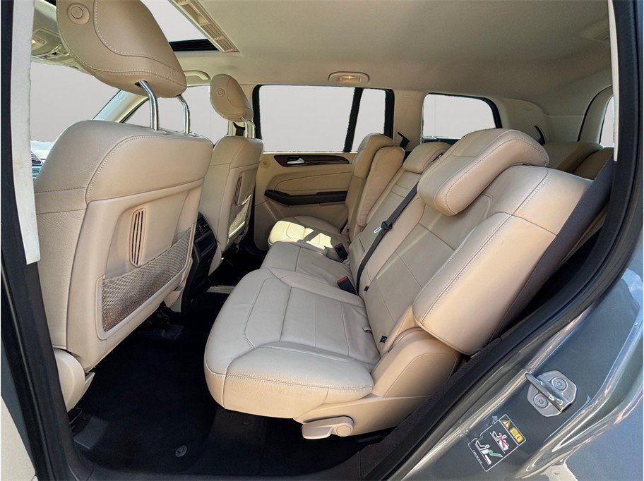 Used 2018 Mercedes-Benz GLS 450 4MATIC image 39