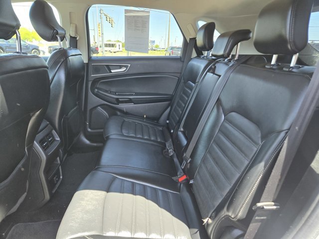 Used 2017 Ford Edge SEL w/ Equipment Group 201A AWD/4WD image 26