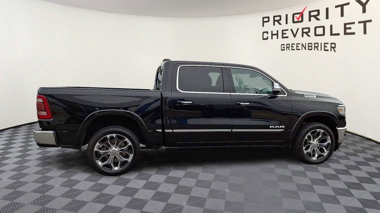 Used 2021 RAM 1500 Limited image 9