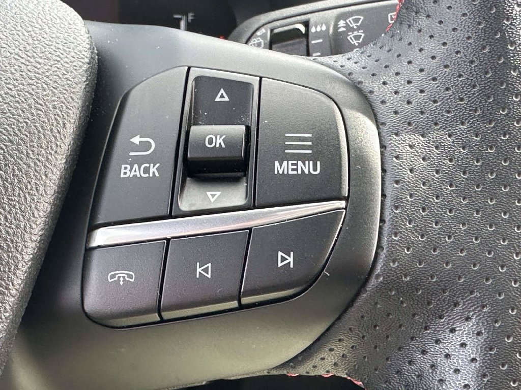 Certified 2024 Ford Escape ST-Line w/ Tech Pack #1 AWD/4WD image 16