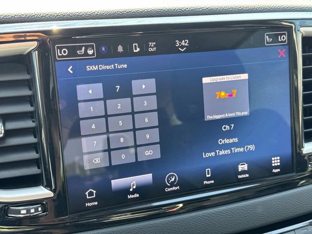 Used 2023 Chrysler Pacifica Touring-L FWD image 34