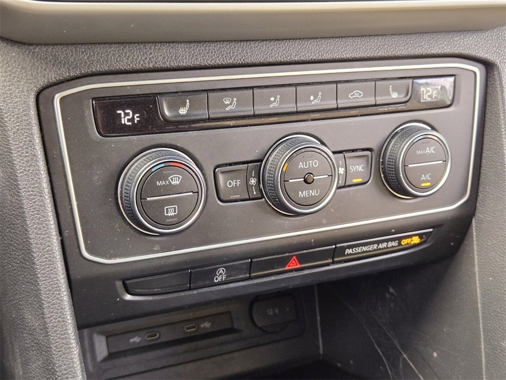 Used 2021 Volkswagen Atlas Cross Sport SE w/ Panoramic Sunroof Package image 22