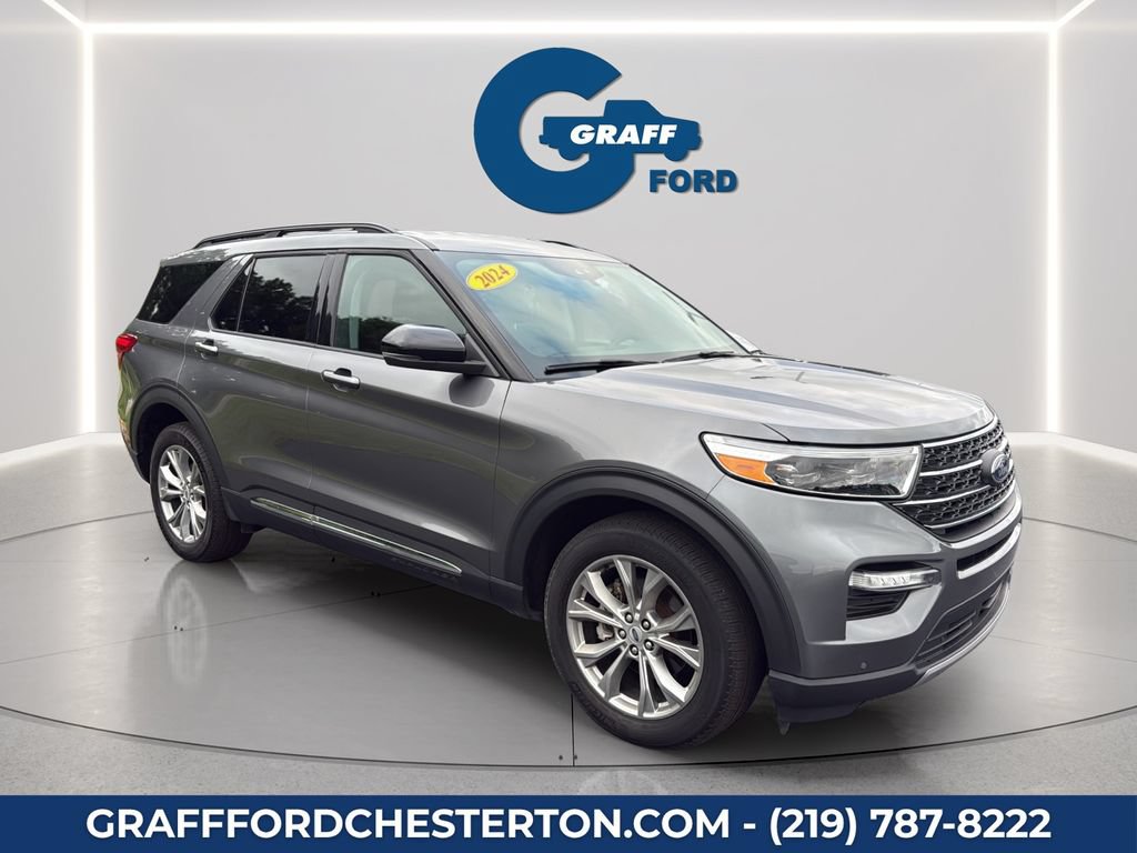 Used 2024 Ford Explorer XLT w/ Equipment Group 202A AWD/4WD image 10