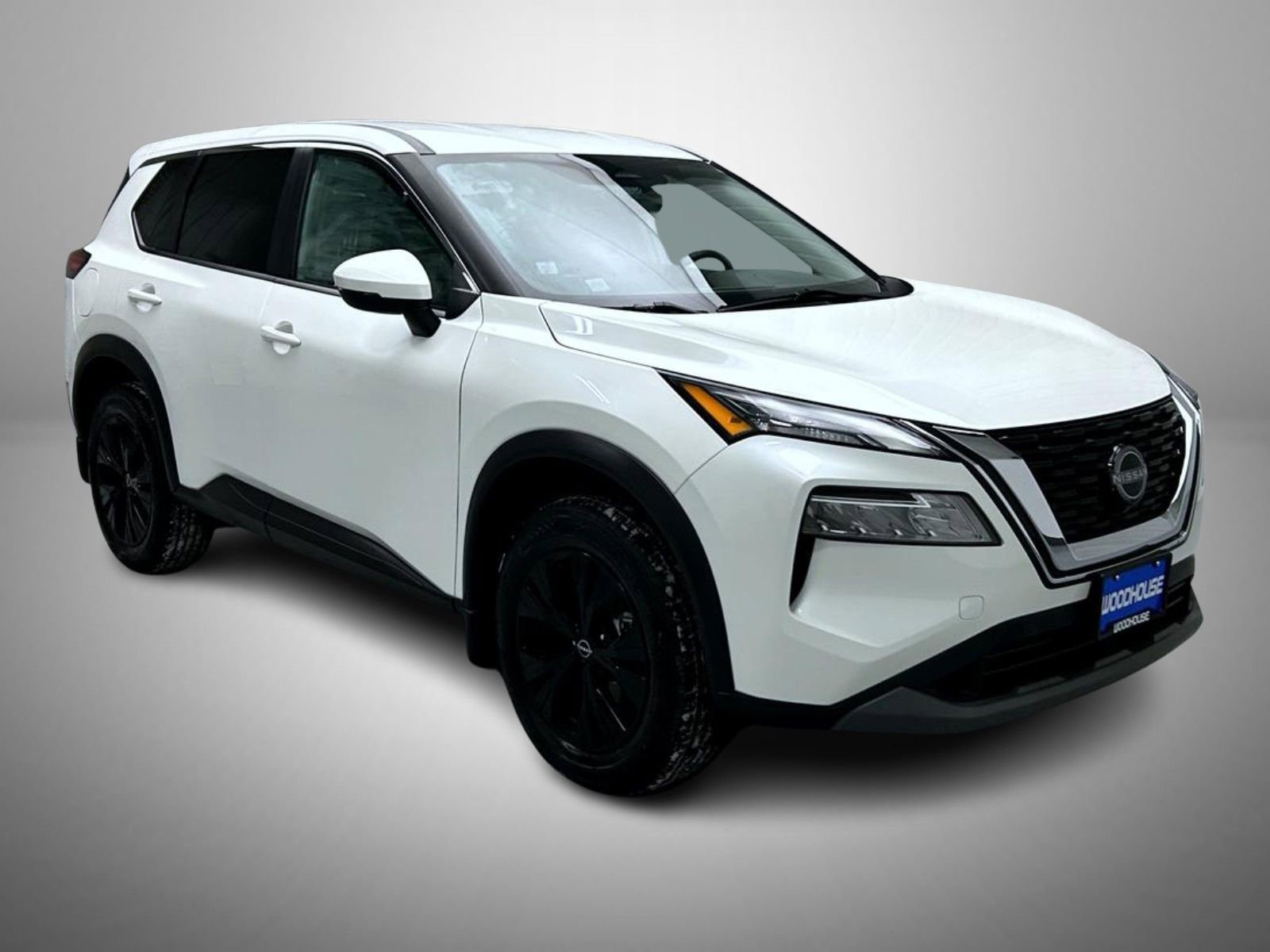 Used 2022 Nissan Rogue SV image 3