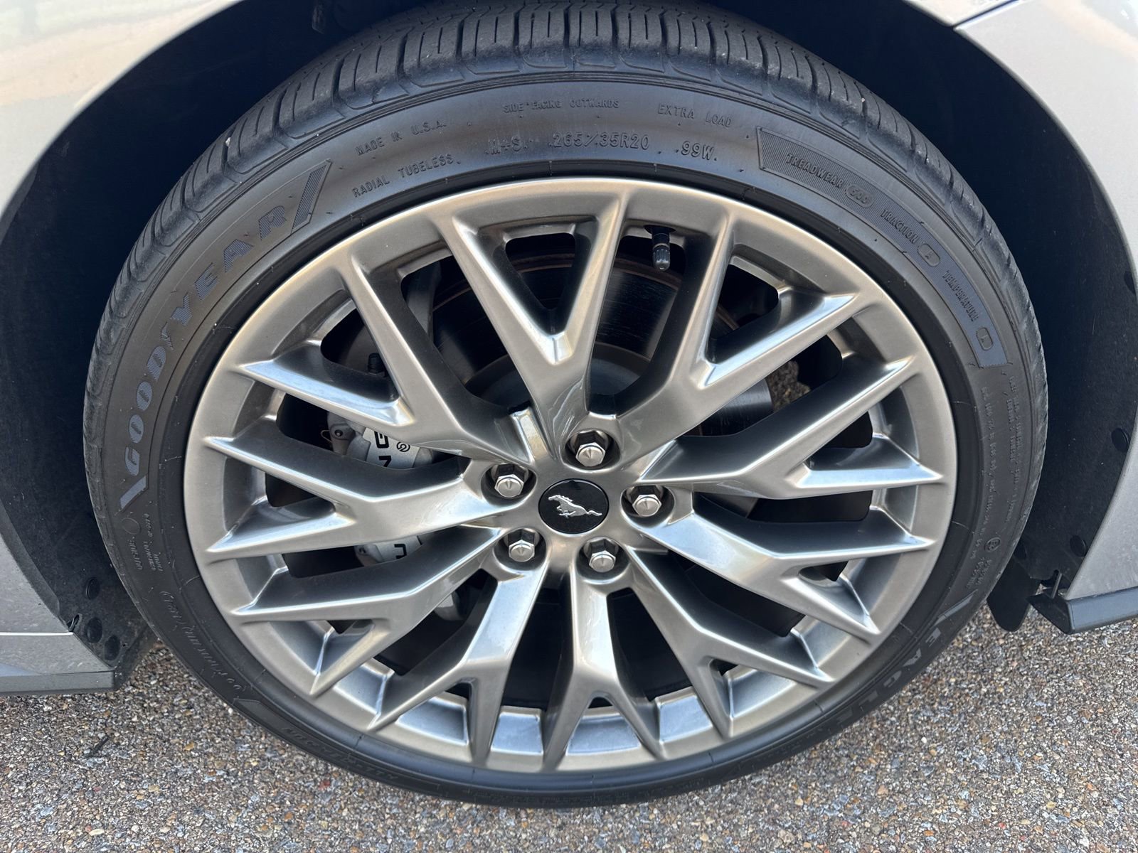 Used 2025 Ford Mustang GT Premium image 9