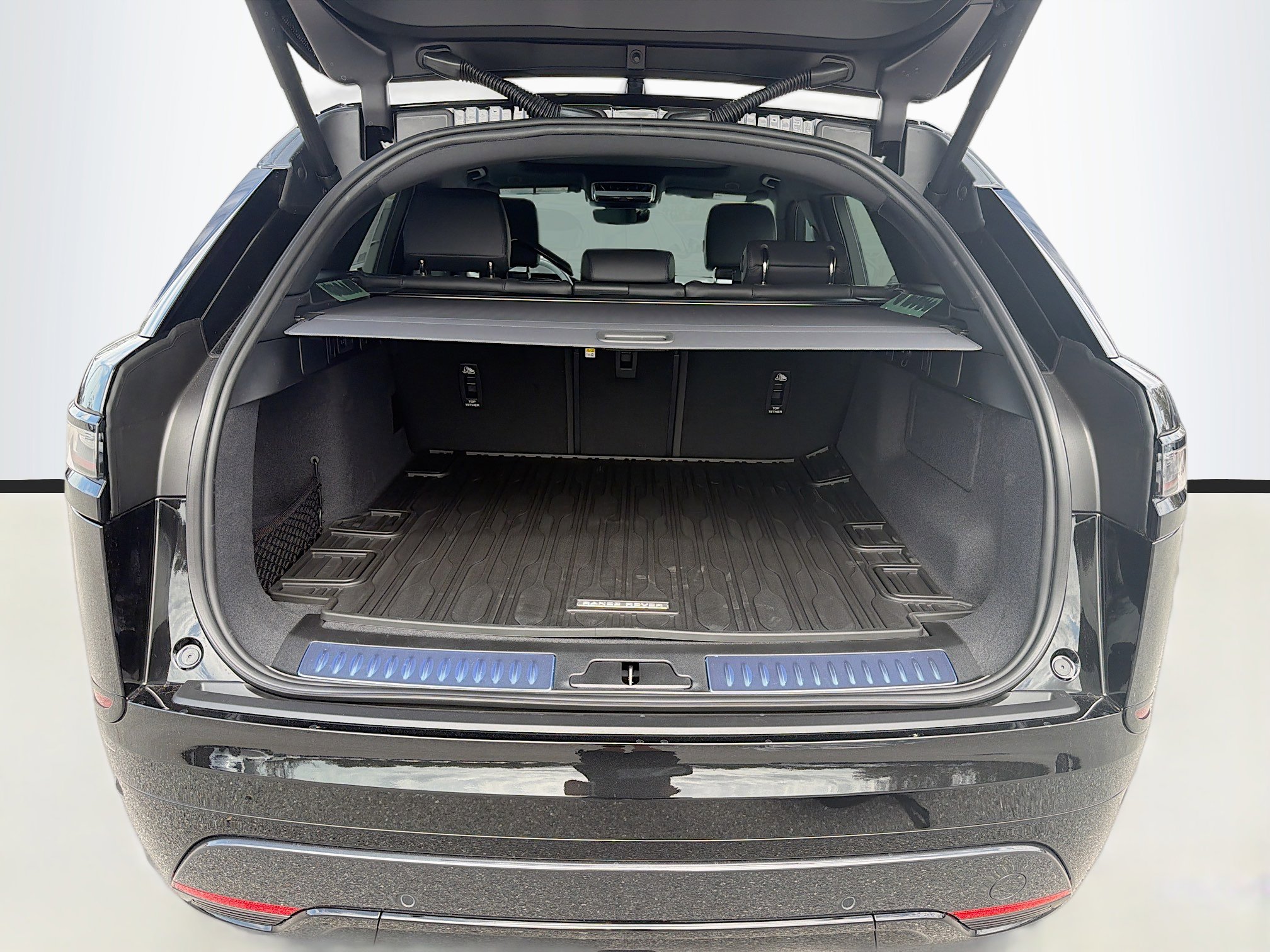 New 2026 Land Rover Range Rover Velar Dynamic SE AWD/4WD image 12