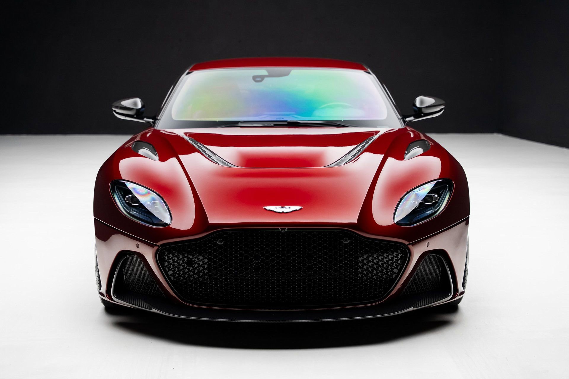 Used 2023 Aston Martin DBS Coupe image 6