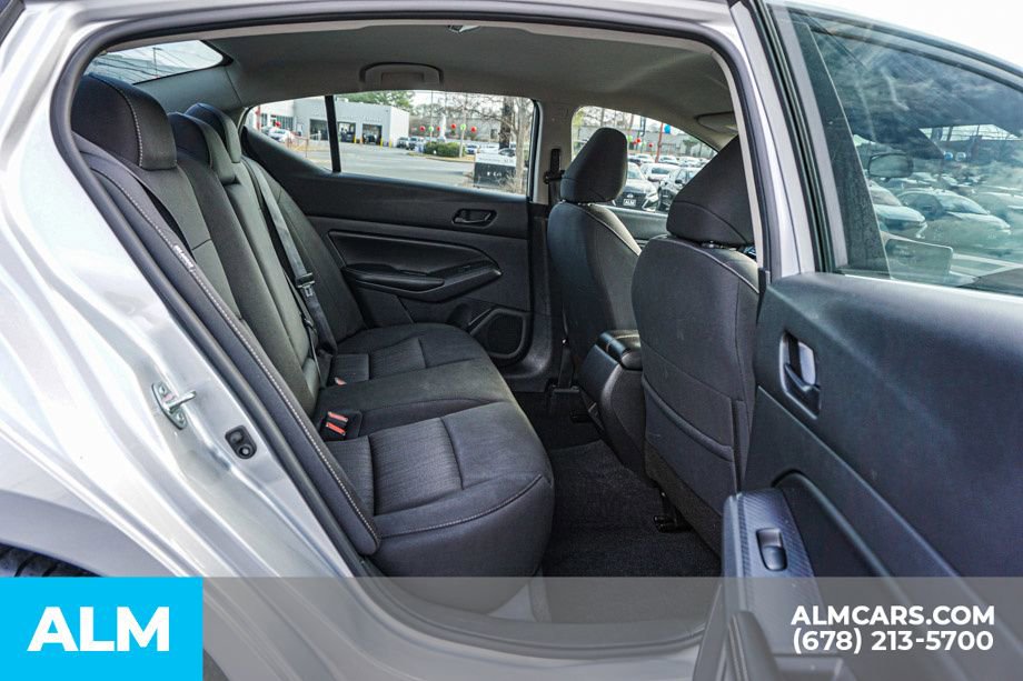 Used 2024 Nissan Altima 2.5 SV image 22