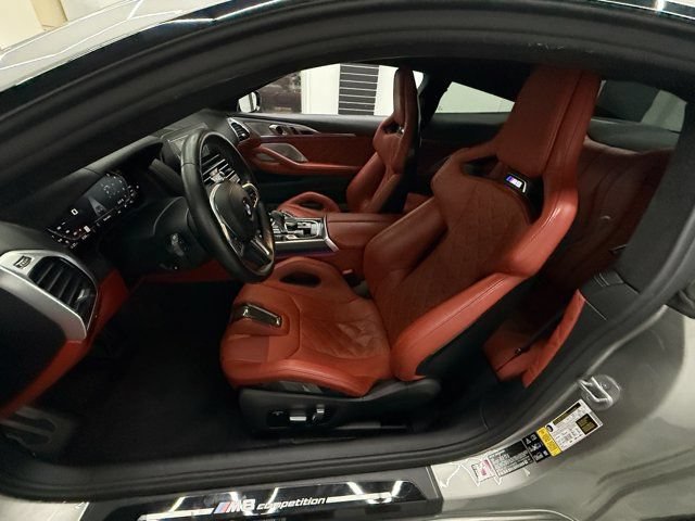 Used 2022 BMW M8 Competition w/ M Carbon Exterior Package AWD/4WD image 4