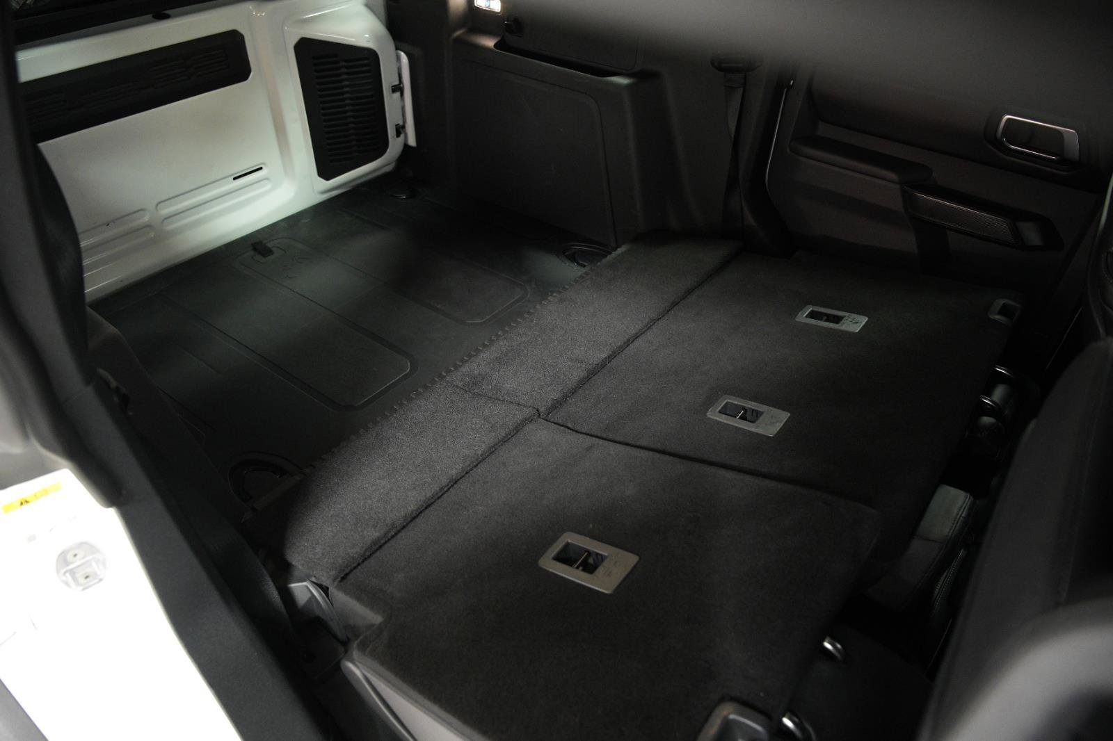 Used 2025 Ford Bronco Badlands image 17