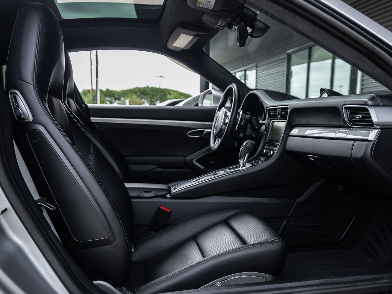 Used 2016 Porsche 911 Carrera GTS RWD image 45