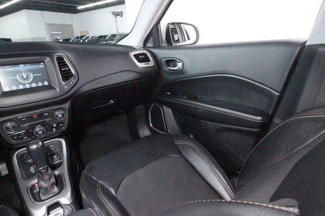 Used 2020 Jeep Compass Latitude w/ Popular Equipment Group image 6