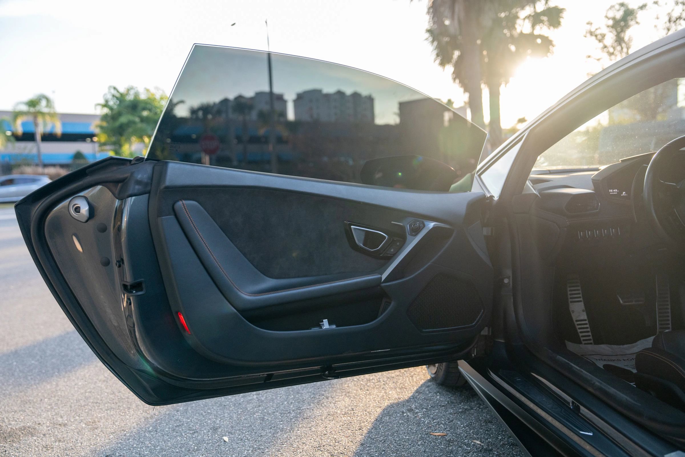 Used 2015 Lamborghini Huracan LP 610-4 image 13