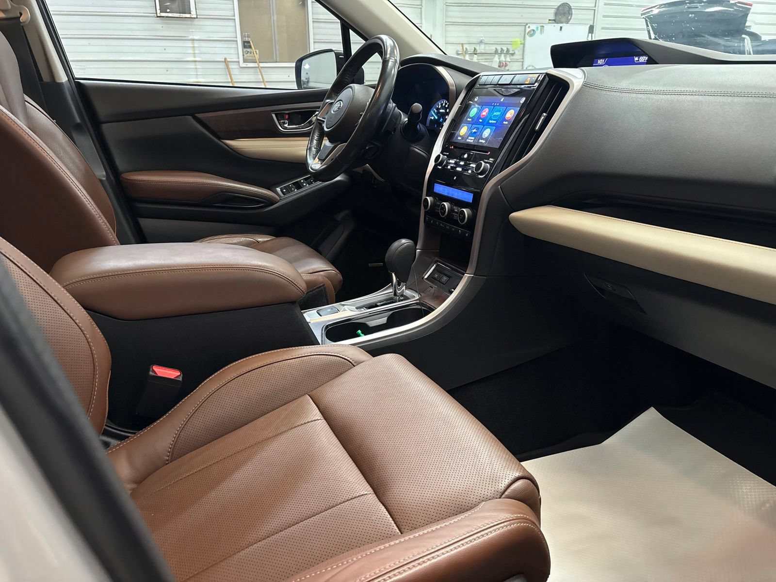 Used 2019 Subaru Ascent Touring w/ Popular Package #3 AWD/4WD image 24
