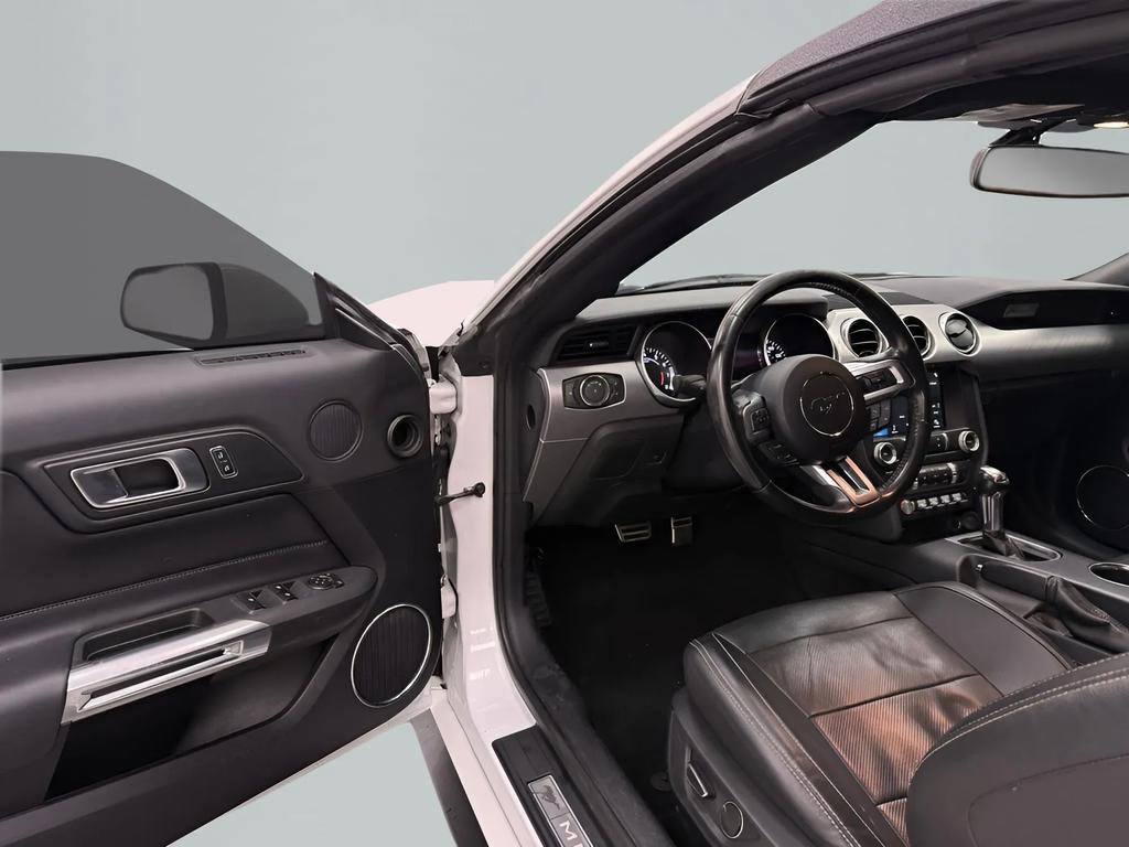 Used 2019 Ford Mustang Premium image 16